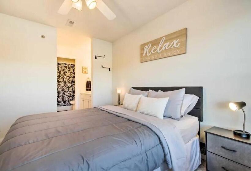 Suite with lake view, Waterfront Condo With Boat Slip!