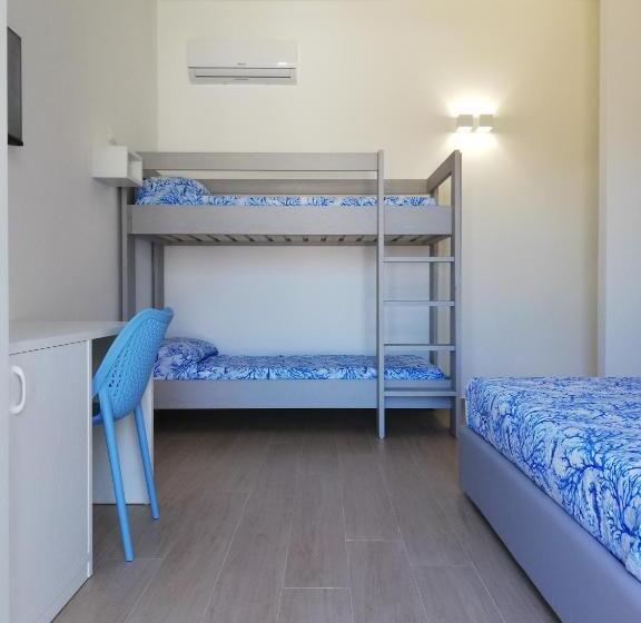 Четырехместный Номер Стандарт Вид на Сад, B&b Bianco Mediterraneo