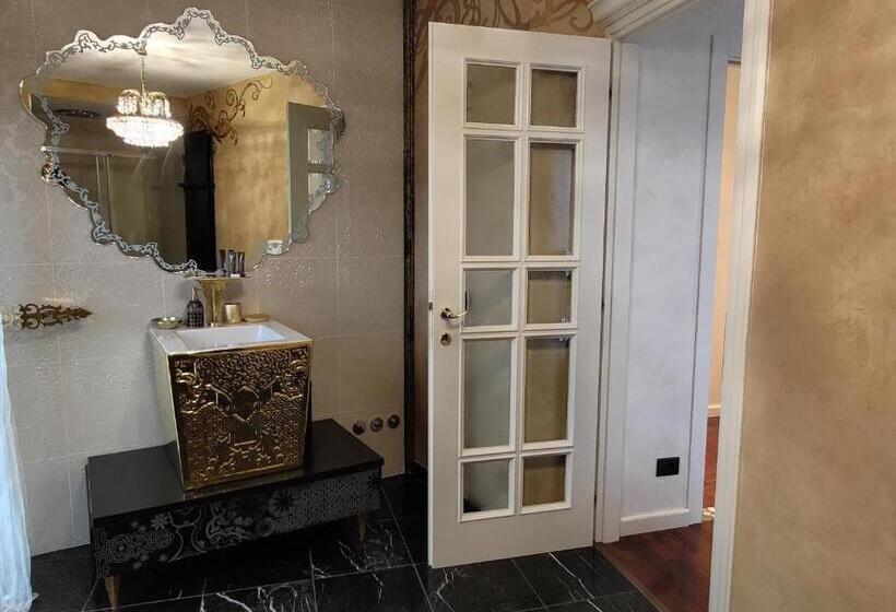 Люкс с гидромассажем, Villa Eleganza Milano Bergamo Airport