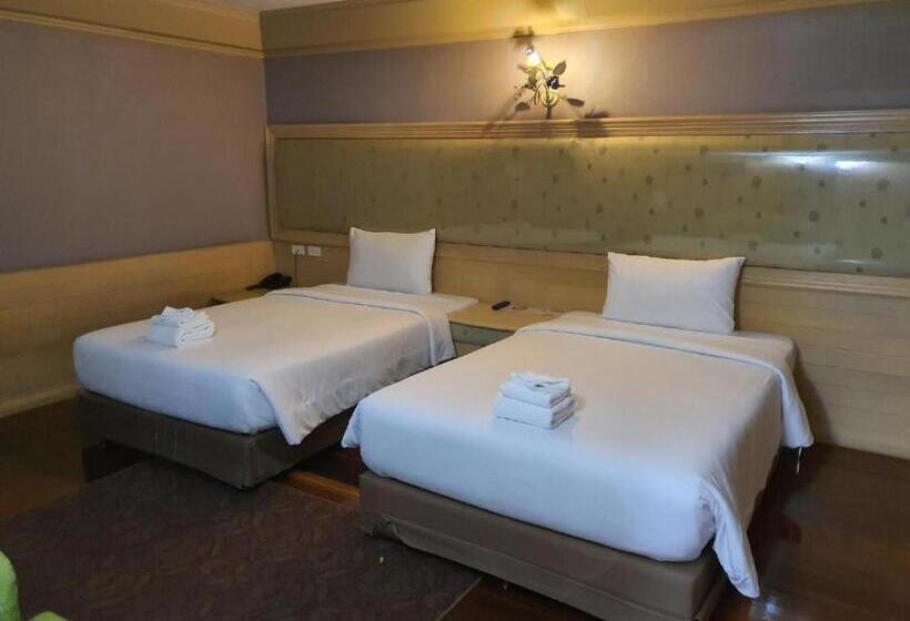 Люкс, Pearl Resort And Hotel เพิร์ลรีสอร์ทแอนด์โฮเทล