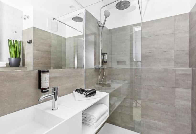 Студия Стандарт, Nena Apartments München City East   New Opening 2024