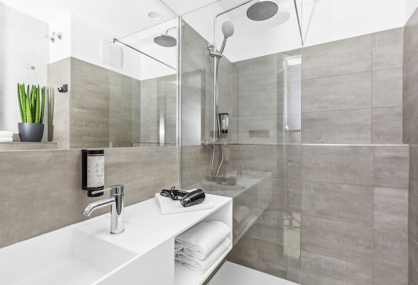 Студия Стандарт, Nena Apartments München City East   New Opening 2024