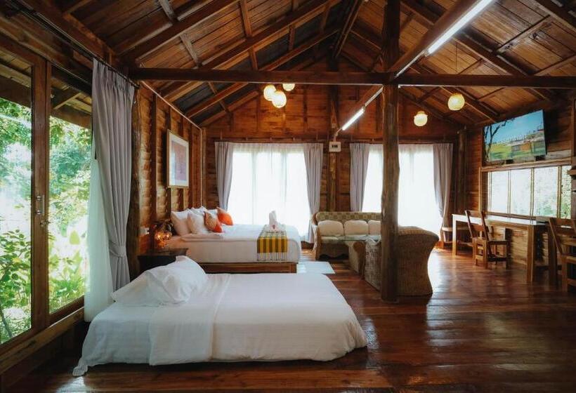 デラックスルーム, บ้านสวนแก้วคำแพง Baan Suan Kaew Khampaeng