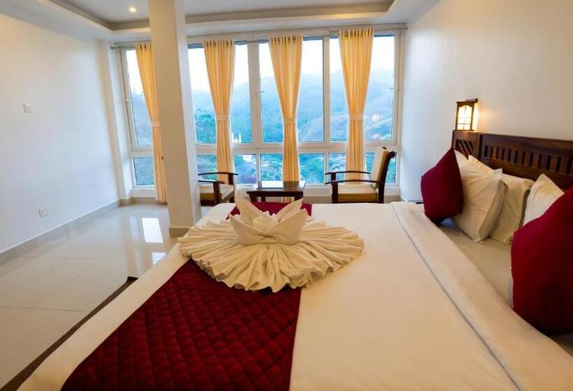 Номер Стандарт, Carmel Top Munnar