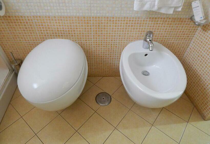 Четырехместный Номер Стандарт, B&b Del Borgo
