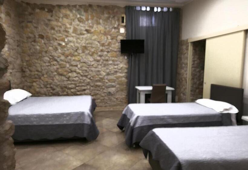 Четырехместный Номер Стандарт, B&b Del Borgo