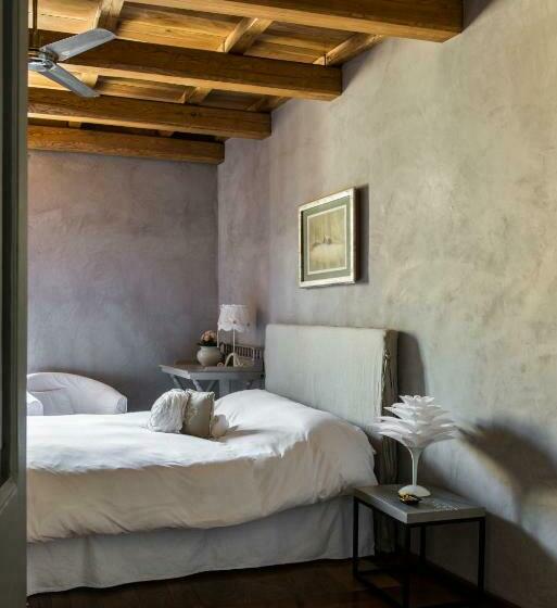 Полулюкс, Boutique B&b Residenza Farnese