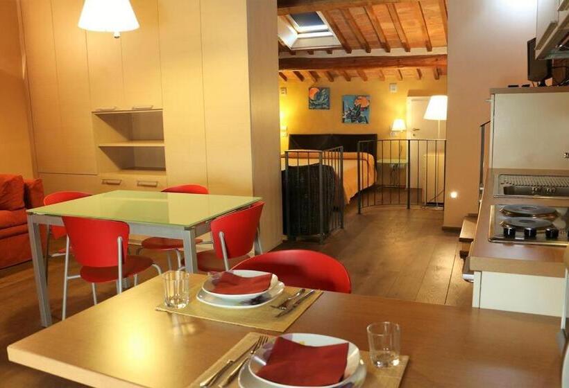 Bahçe manzaralı standart stüdyo, La Dimora Nel Corso