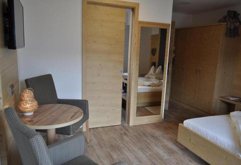 Апартаменты 2 Спальни с Балконом, B&b   Apartments Sunnwies