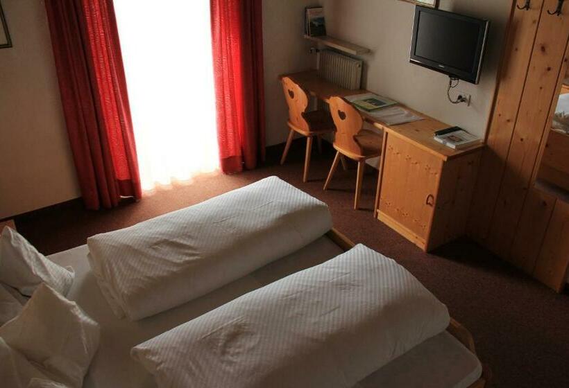 Номер Стандарт Вид на Горы, B&b Gasthof Zur Linde