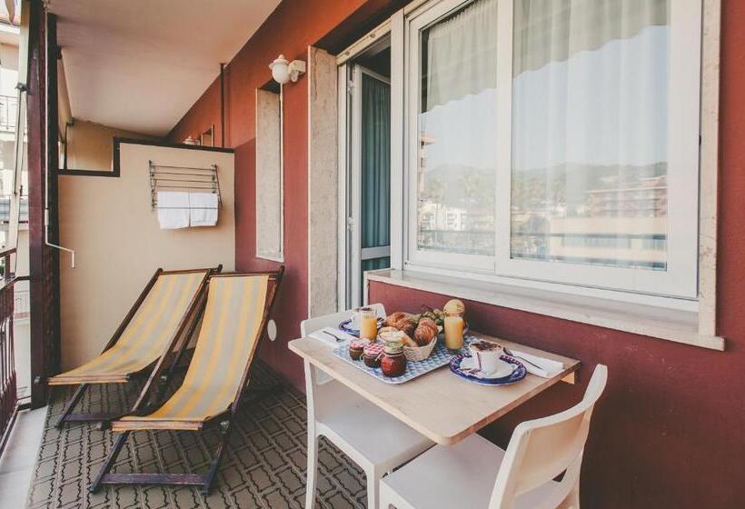 استودیو استاندارد با چشمانداز استخر, Ligure Residence