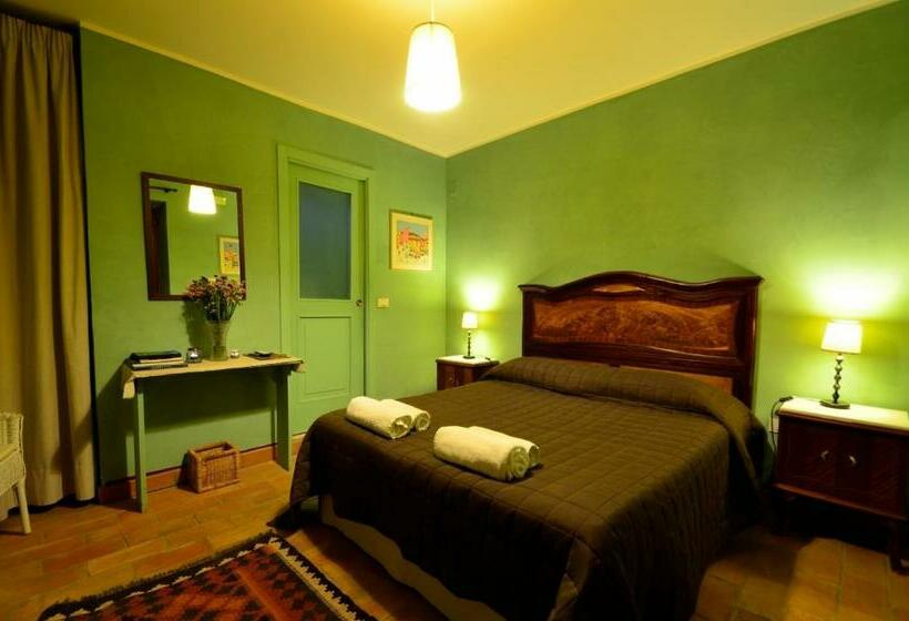 اتاق استاندارد با چشم‌انداز, Manouche Osteria B&b