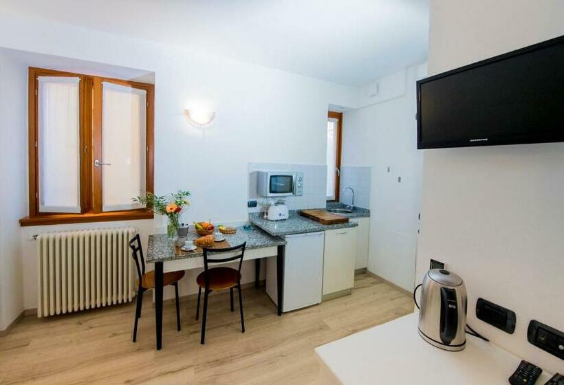 Студия Стандарт, Il Borgo