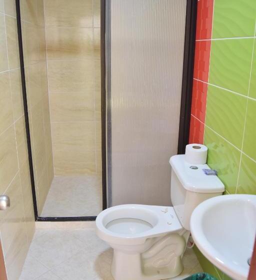 Quarto Familiar Deluxe, Apolo Jf