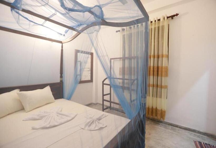 Номер Стандарт, Surfside Retreat Weligama