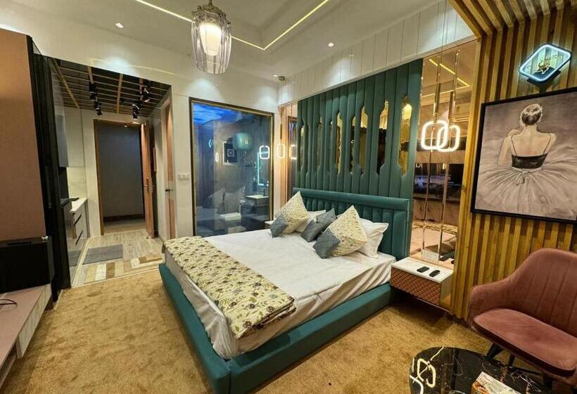 Номер Deluxe Кровать Кинг, Deluxe Guest House