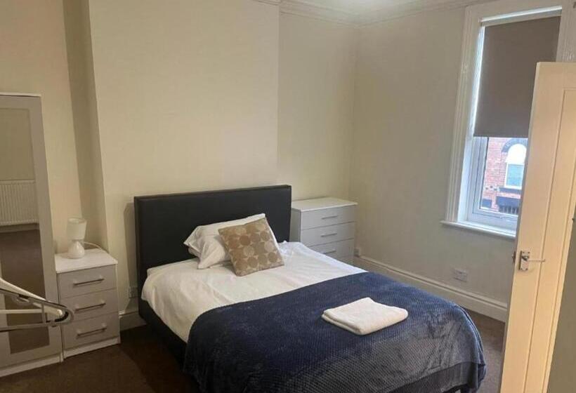 Quarto standard, Rose House