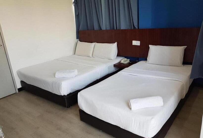 Номер Стандарт Трехместный, Seeds Hotel Puchong Koi