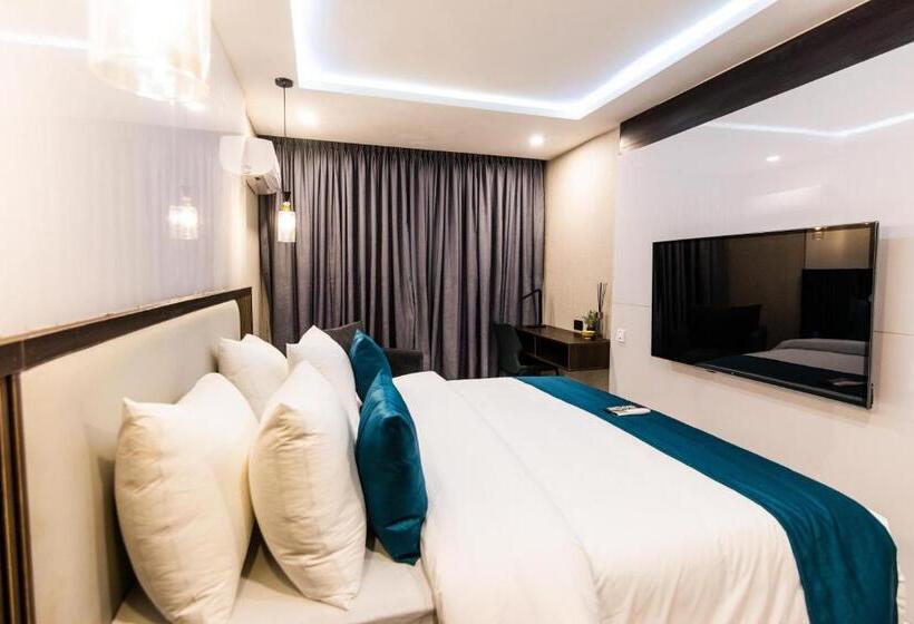 اتاق کلاسیک چهارنفره, Bon Hotel Nest Garki Ii