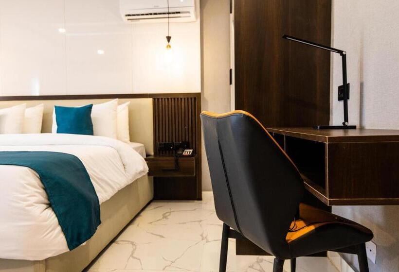 سوییت اجرایی, Bon Hotel Nest Garki Ii
