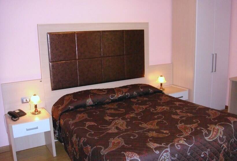 اتاق استاندارد چهار تخته, Camere America B&b