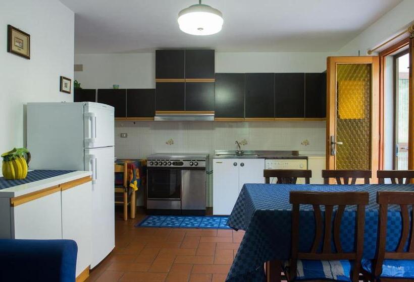 Апартаменты 2 Спальни, La Villa