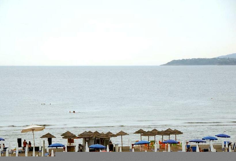 Номер Стандарт Вид на Море, Villa Del Mare