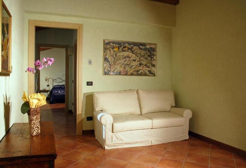 Полулюкс, Agriturismo Macesina