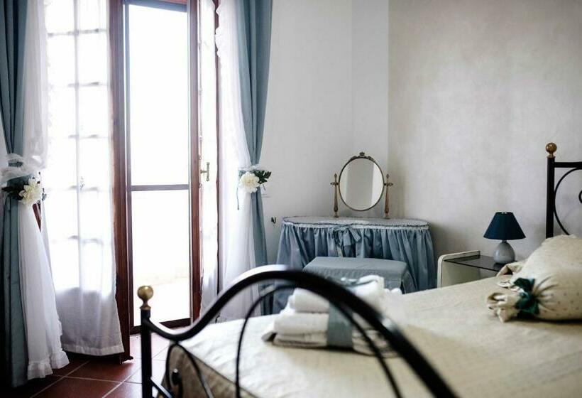 اتاق استاندارد با چشم‌انداز دریا, Villa Ida Bed & Breakfast