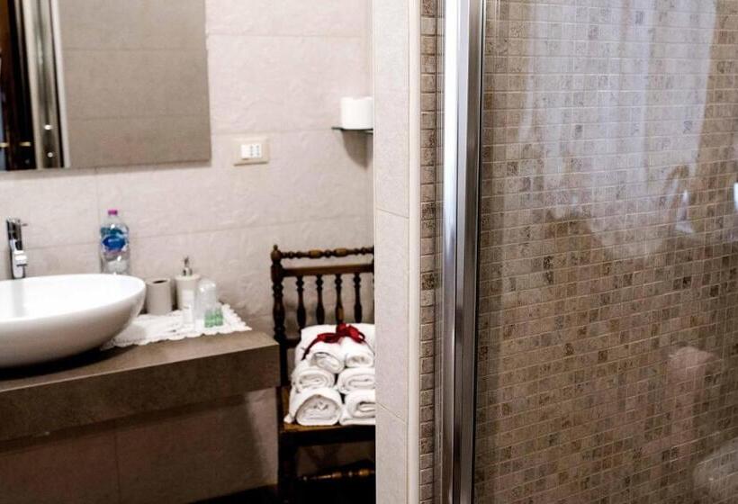 اتاق لوکس چهار تخته, Villa Ida Bed & Breakfast