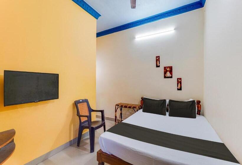Номер Стандарт, Oyo Raghul Residency