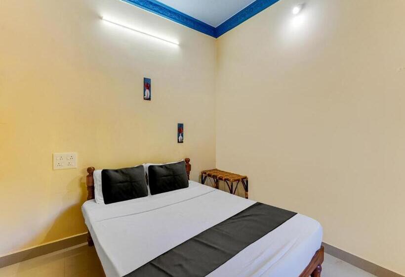 Номер Стандарт, Oyo Raghul Residency
