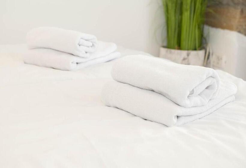 اتاق استاندارد, Bed And Brekfast Donatella