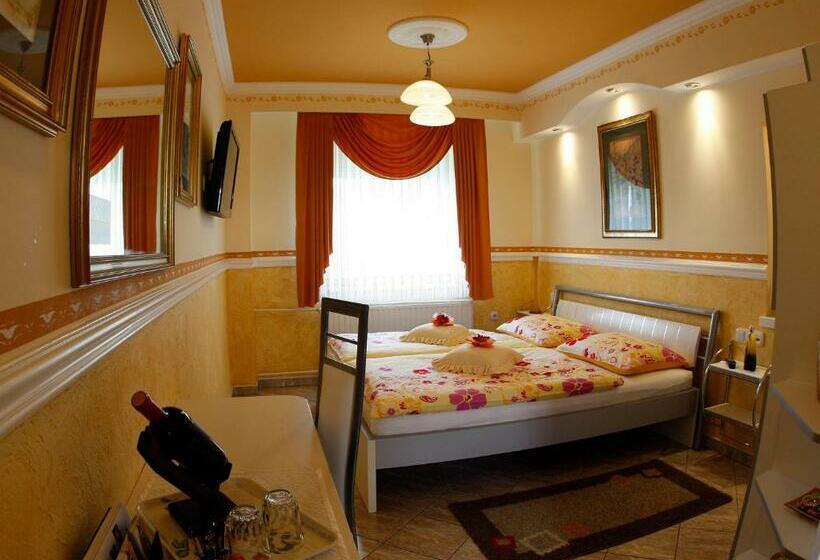 اتاق لوکس, Rooms Beros