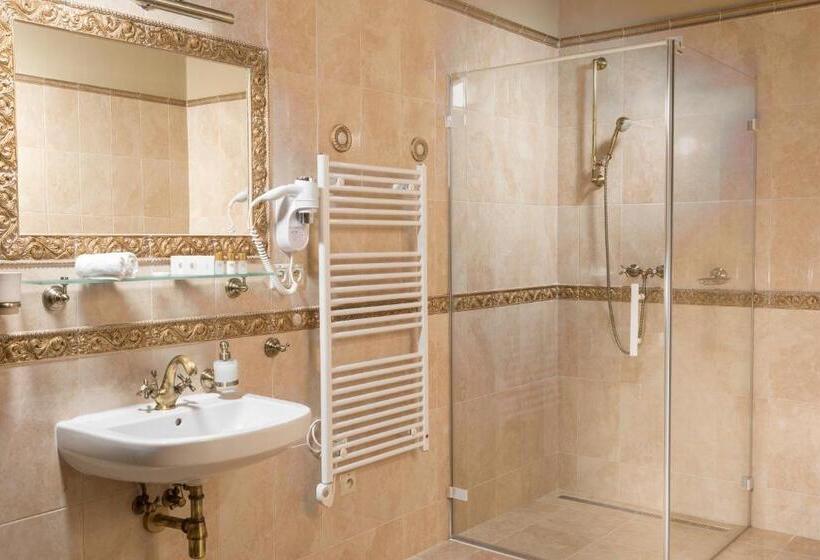 غرفة ديلوكس, Gino Park Palace