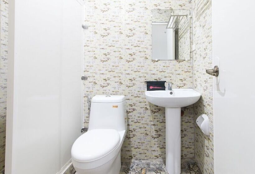 اتاق استاندارد سه نفره, Reddoorz Plus Near Vigan City Commercial Center