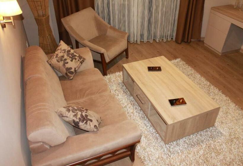 سوییت, Mirage Hotel   Struga