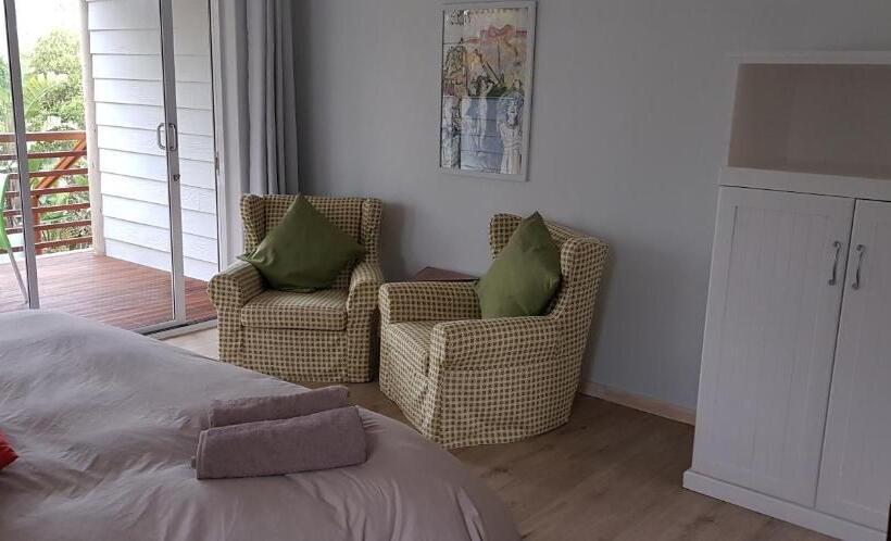 Номер Deluxe Вид на Море с Балконом, Buccaneers Beach Lodge, Chintsa, South Africa