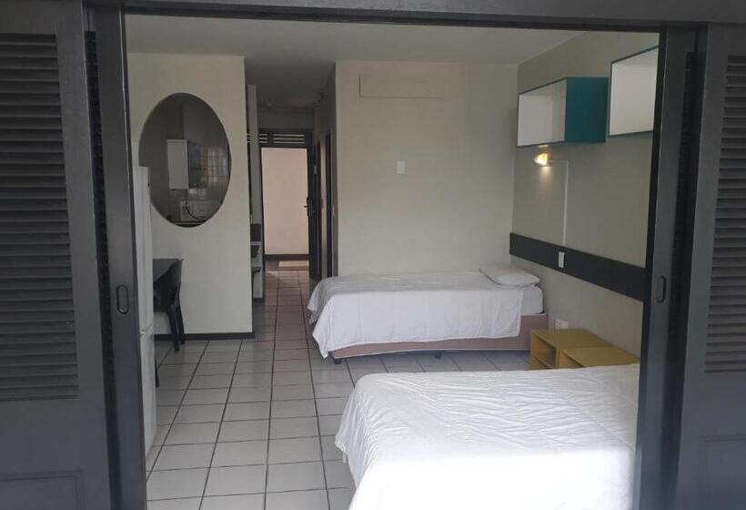 استودیوی استاندارد با چشم‌انداز دریا, Seaboard Hotel & Holiday Apartments
