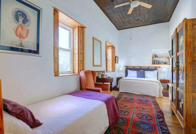 Трехместный Номер Комфорт, 81 On Church Guest House