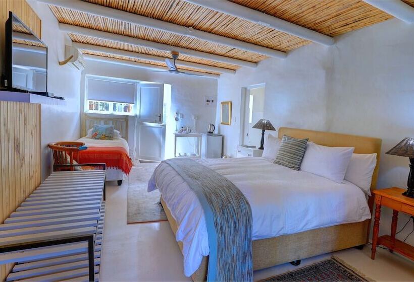 Трехместный Номер Deluxe, 81 On Church Guest House