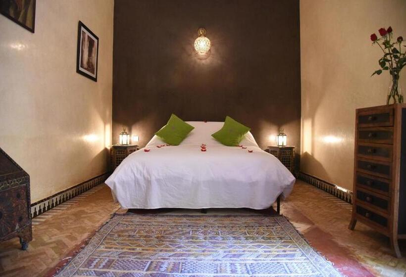 غرفة قياسية, Tigmi Nomade