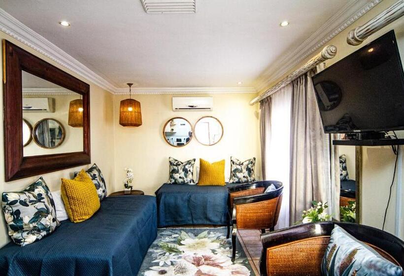 Quarto Familiar, La Loggia Bed And Breakfast