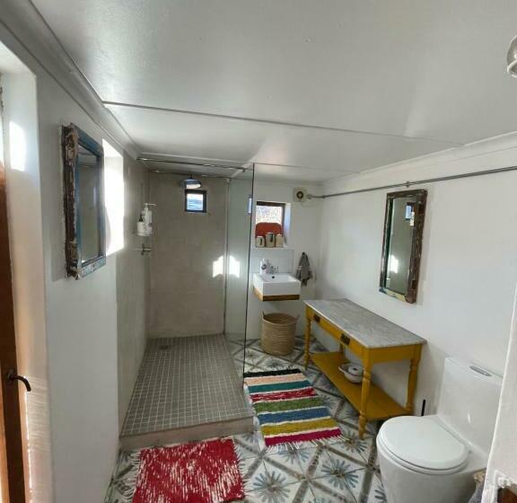 Студия Стандарт, The Karoo Moon Motel