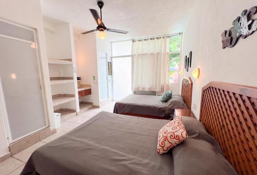 Pokój Superior Widok Basen, Ith Sayulita Amazing Surf Hostel