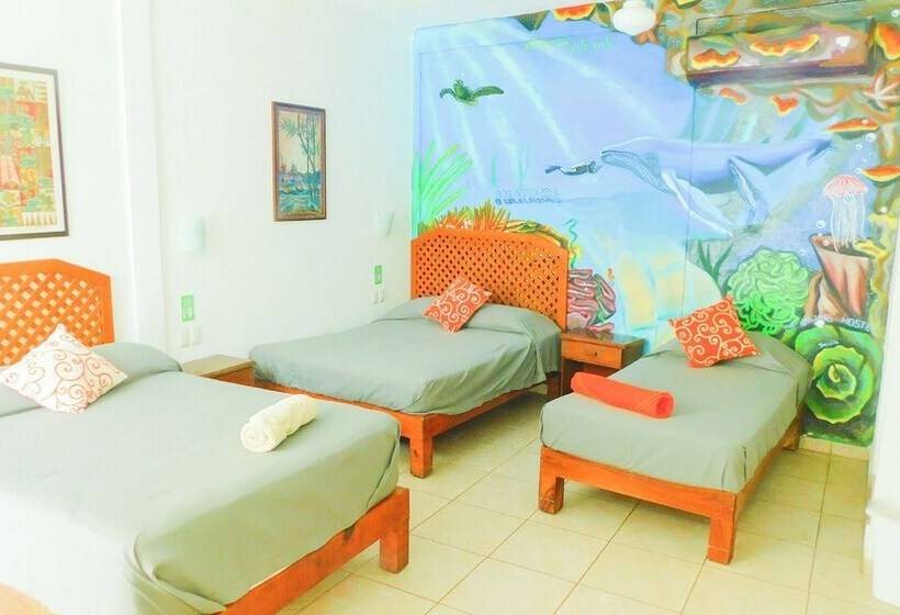Pokój Rodzinny Widok Basen, Ith Sayulita Amazing Surf Hostel