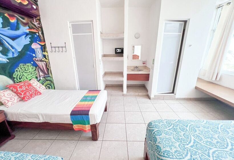 Familiekamer met Uitzicht op het Zwembad, Ith Sayulita Amazing Surf Hostel