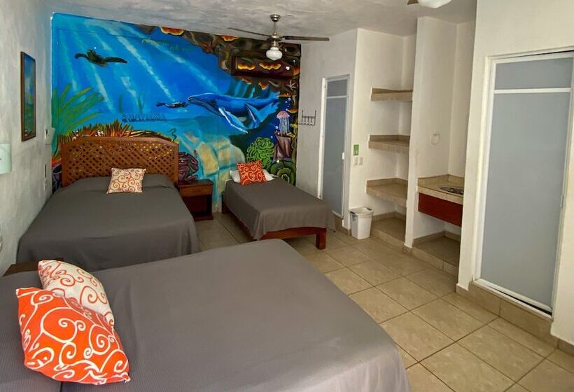 Familiekamer met Uitzicht op het Zwembad, Ith Sayulita Amazing Surf Hostel