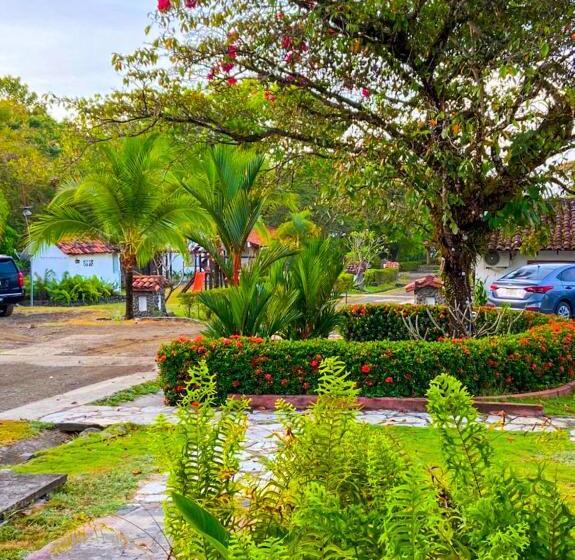 Семейный Номер, Santa Catalina Panamá