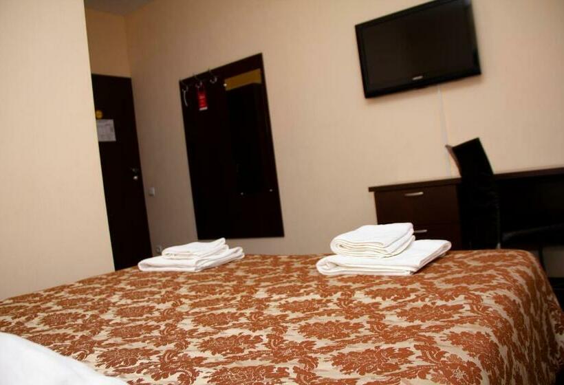 Quarto Estandar, Kizhi Art Hotel Kharkiv